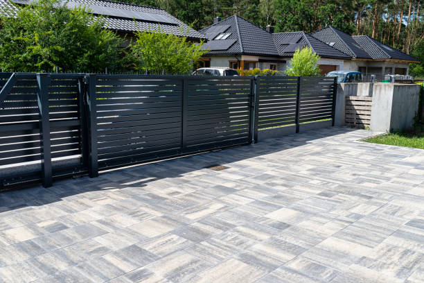 Best Local Driveway Pavers  in Clarendon Hls, IL